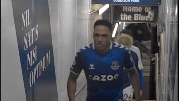 La euforia de Yerry Mina tras la victoria ante Chelsea