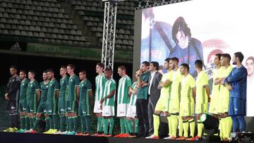 Presentación de las camisetas del Betis
