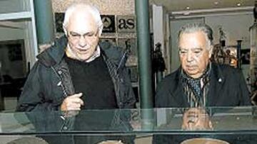 <b>RECUERDOS. </b>Elphinston, junto a Pedro Ferrándiz en la Fundación.