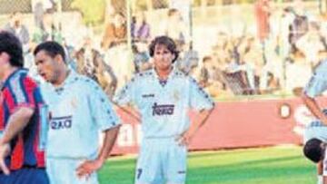 <b>EL ATLÉTICO B LE DIO LA PUNTILLA</b> José Antonio Grande, actual ayudante de Capello, sustituyó a Ejea y a punto estuvo de lograr la permanencia con el filial. Pero en la penúltima jornada perdió 3-0 con el Atlético B y bajó.