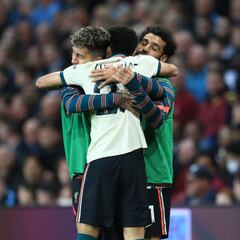 Luis Díaz, Salah y Firmino, el abrazo de la ilusión