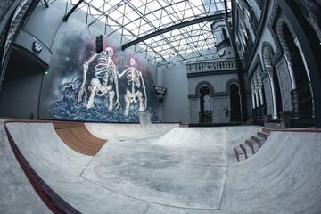 A partir del 9 de diciembre se podr¨¢ disfrutar de un sitio con skatepark, zona de conciertos, cine, galer¨ªa de arte y mucho m¨¢s, potenciando la figura de la Ciudad de M¨¦xico -capital del pa¨ªs- como centro de referencia en cultura, m¨²sica, arte y deporte. Lo har¨¢ de forma permanente.