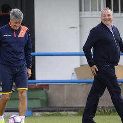 Ramírez: “Estaría bien que suba el Tenerife y volver a tener un derbi”