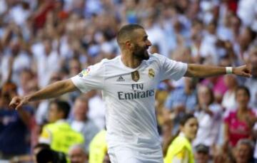 Benzema celebra el único gol del partido.