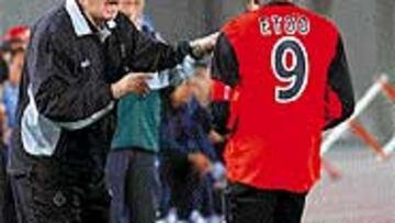 <b>PAREJA LETAL</B>. La dirección de Luis y los goles de Etoo sacan al Mallorca del descenso.