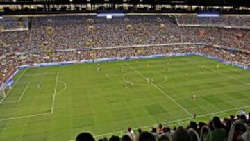 Panor&aacute;mica del estadio de Mestalla. 