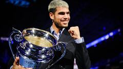 Carlos Alcaraz recibe el número 1