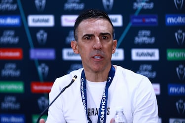 Nicolás Larcamón responde a Vicente Sánchez