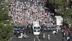 Ambientazo de las aficiones antes del Real Madrid-Atlético