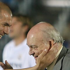 Zidane jugó en el Di Stéfano siete días antes de dejar el Madrid