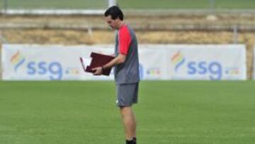 Emery durante un entrenamiento del Sevilla.