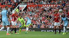 El duro error de Claudio Bravo que marcó su debut en el City
