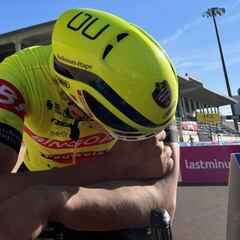 La odisea de Bas Tietema: 95 kilómetros delante del coche escoba en París-Roubaix