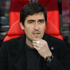 Iraola: "El ambiente del inicio nos afecta, no sé como solucionarlo"