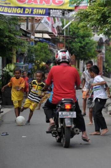 Fútbol y pobreza en Indonesia