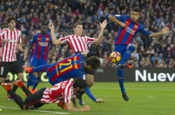 Rafinha con el balón. 