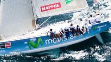 <b>El "Movistar" aguanta en cabeza</b>. Segundo día de regatas de la Copa del Rey Audi Mapfre y segundo día del "Movistar" liderando la clasificación de su clase.