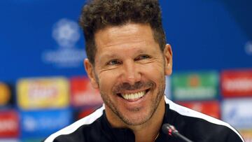 EPA240. BAKU (AZERBAIYÁN), 17/10/2017.- El entrenador argentino del Atlético de Madrid, Diego Simeone, ofrece una rueda de prensa en el estadio Baki Olimpiya de Baku, Azerbaiyán, el 17 de octubre del 2017. El FK Qarabag se enfrenta mañana al Atlético de Madrid en un partido del grupo C de la Liga de Campeones. EFE/Zurab Kurtsikidze