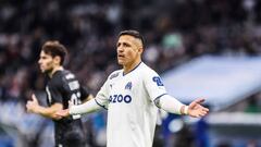 Alexis Sánchez pide auxilio en Francia