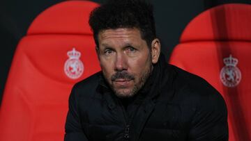 Simeone, en el banquillo de la Cultural Leonesa. 