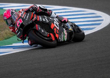 Aleix Espargaró durante la clasificación del Gran Premio de España disputada en el circuito de Jerez.