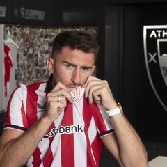 Salvar al ‘soldado’ Laporte: así se desbloqueó su inscripción