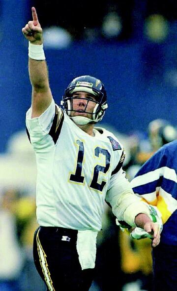 En 1994, Humphries llevó a los entonces San Diego Chargers a su primer 'Super Domingo'. En el Super Bowl XXIX enfrentaron a los San Francisco 49ers de Steve Young. 