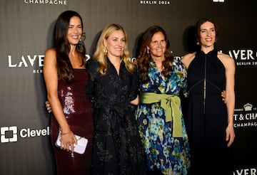 Ana Ivanovic, Angelique Kerber, Mary Joe Fernandez y Andrea Petkovic durante la alfombra negra de la ceremonia inaugural de la Laver Cup celebrada en el Uber Arana de Berlin.