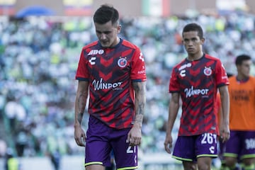 El jugador originario de Santiago Tuxtla jugará la próxima temporada con el Tampico Madero del Ascenso MX. En el último año futbolístico, Prieto jugó 16 partidos con los escualos.