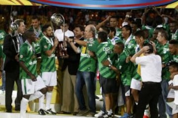 Deportivo Cali, campeón de la Liga Águila I-2015. Los de 'Pecoso' consiguieron la novena estrella del equipo verdiblanco.