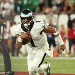 Philadelphia Eagles mantienen invicto de la mano de Jalen Hurts