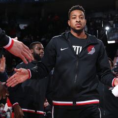 Blazers guard CJ McCollum out indefinitely for collapsed lung