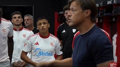 Almeyda hace un curioso gesto en el camarín de Sevilla y Alexis Sánchez reacciona de inmediato
