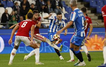 El Nàstic tiene pinta de cruzarse con el Málaga, En la imagen,m contra el Depor.