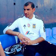 Final feliz: Nahuel Guzmán y niño rayado convivieron en el Volcán