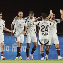 El Albacete conquista Los Cármenes