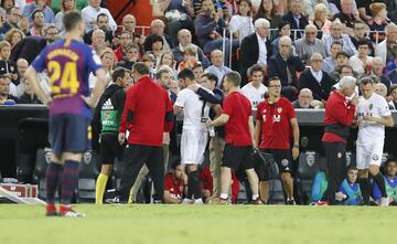 Gonçalo Guedes se retiró lesionado.