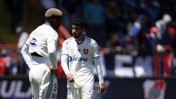 Futbol, Huachipato vs Universidad de Chile.
Fecha 29, campeonato Nacional 2022.
El jugador de Huachipato Gabriel Castellon es fotografiado durante el partido de primera division contra Universidad de Chile disputado en el estadio CAP de Talcahuano, Chile.
30/10/2022
Javier Vergara/PHOTOSPORT
Football, Huachipato vs Universidad de Chile.
29th date, 2022 National Championship.
Huachipato's player Gabriel Castellon is pictured during the first division match against Universidad de Chile held at the CAP stadium in Talcahuano, Chile.
30/10/2022
Javier Vergara/PHOTOSPORT