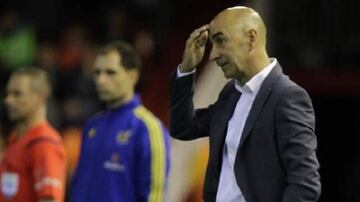 Pako Ayestaran, for one, could do with the transfer window closing ahead of the start of the season.