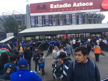 En el duelo más esperado de la jornada 3, el ambiente ya se empieza a sentir en el 'Coloso de Santa Úrsula'.