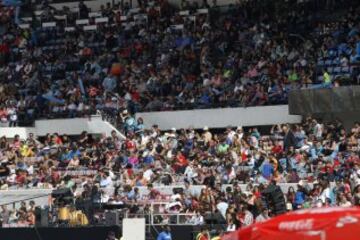 Gran cantidad de público asistió al Estadio Nacional para ver la 36a versión del tradicional torneo de atletismo Orlando Guaita.