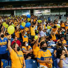 Afición de Tigres se burla de la eliminación de Rayados en Mundial de Clubes