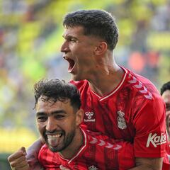 Aprobados y suspensos: Coco y Marc Cardona rompen el maleficio a domicilio