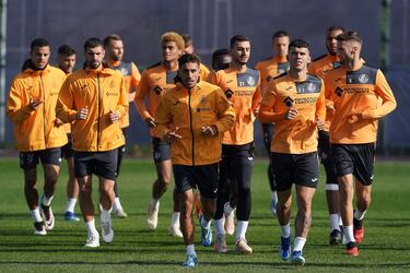 El Getafe mide los temblores de un Granada en combustión