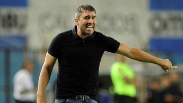 El entrenador que deja la Academia sumó su segunda estrella en la Academia con la obtención del Trofeo de Campeones ante Tigre en Mar del Plata.