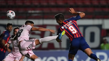 La U lo intentó, pero cayó y quedó fuera de la Libertadores