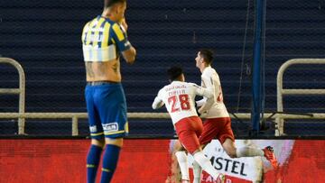 Brazil&#039;s Red Bull Bragantino Bruno Praxedes (R) celebrates with a teammate after scoring against Argentina&#039;s Rosario Central during the Copa Sudamericana quarter-finals first leg football match at the Gigante de Arroyito Stadium in Rosario, Arge