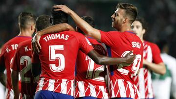 Los jugadores del Atlético de Madrid celebra un gol.