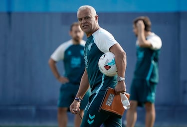 Pellicer, preocupado: “Algo mal se ha hecho con Adrián Niño...”