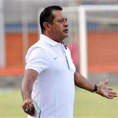 Pompilio Páez se hará cargo del Tri durante ausencia de Osorio